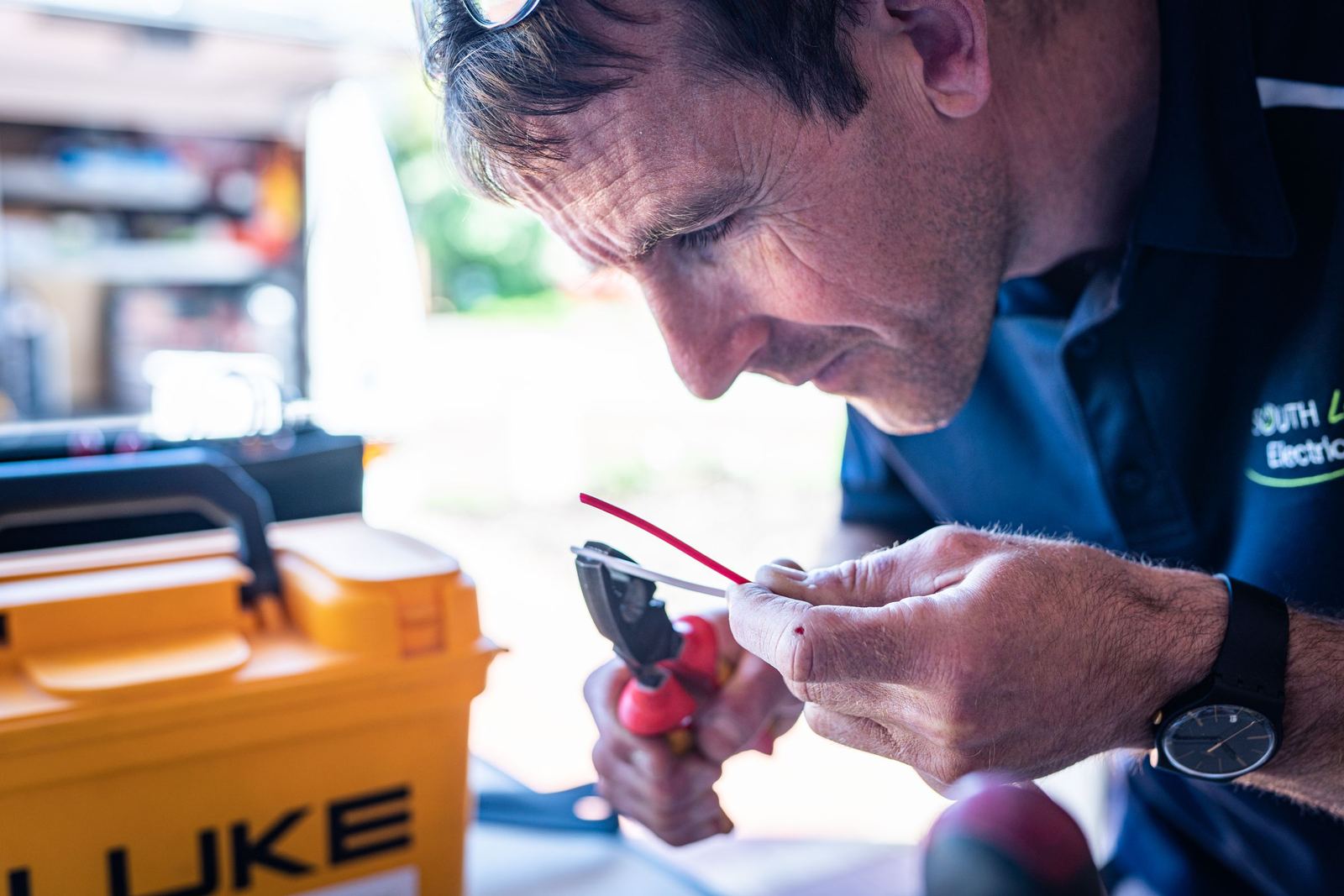 Crimp quality: what is worth measuring