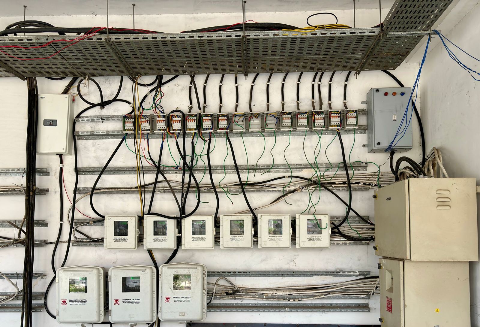 How a recurring panel family is released